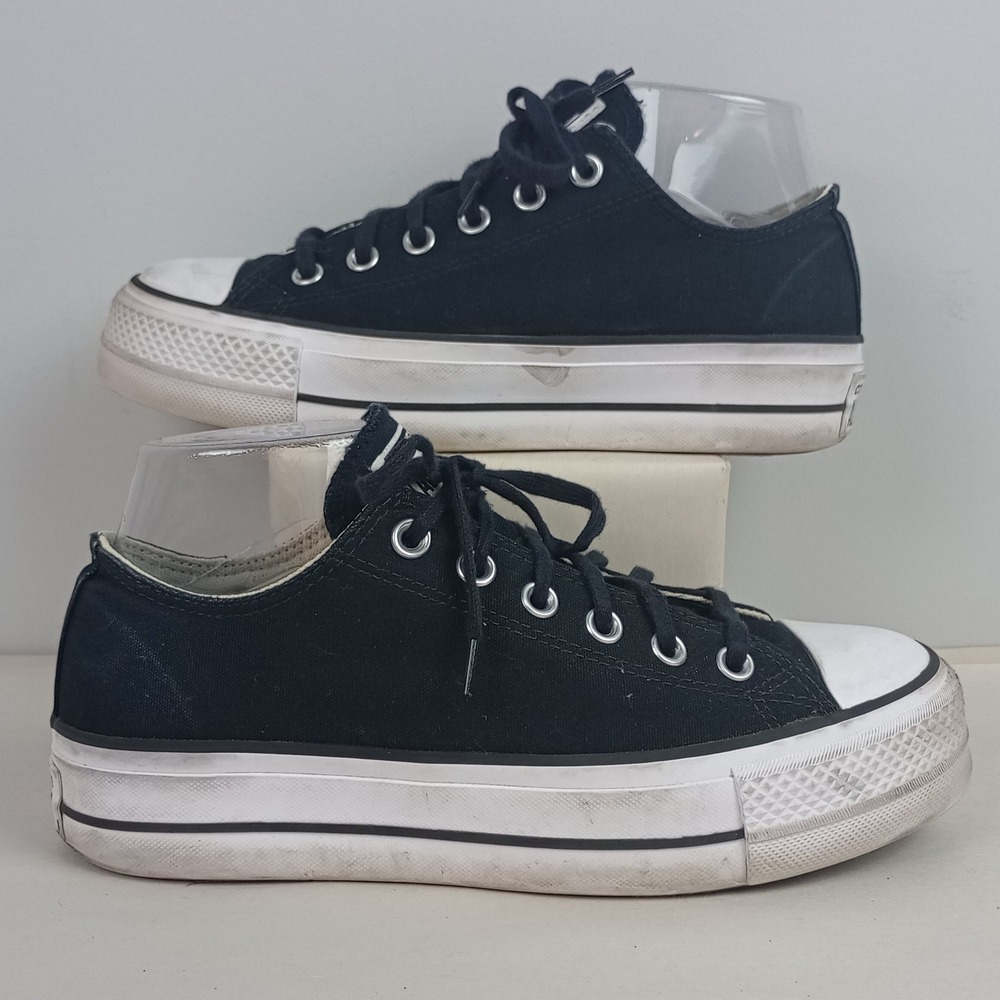 Converse Womens 8.5 Black Lace Up Platform Canvas All Star Low Top Sneakers